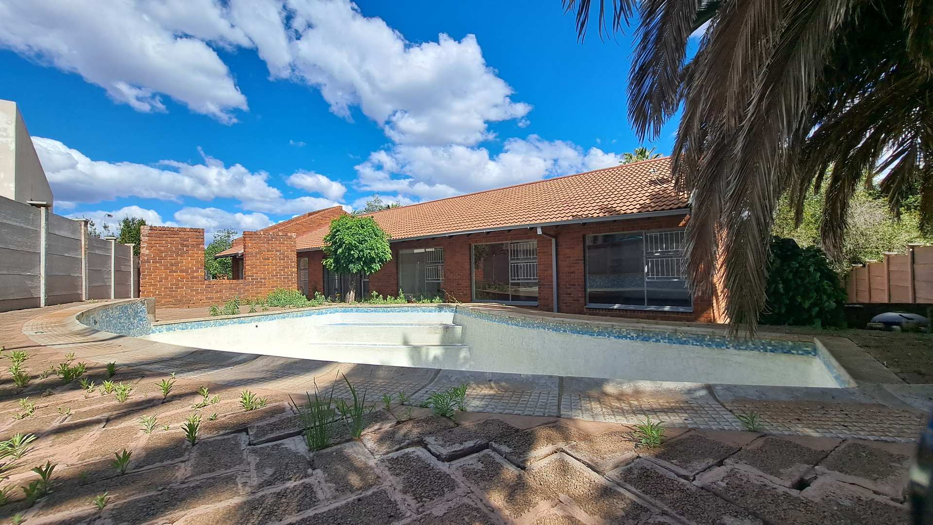 4 Bedroom Property for Sale in Heuwelsig Free State